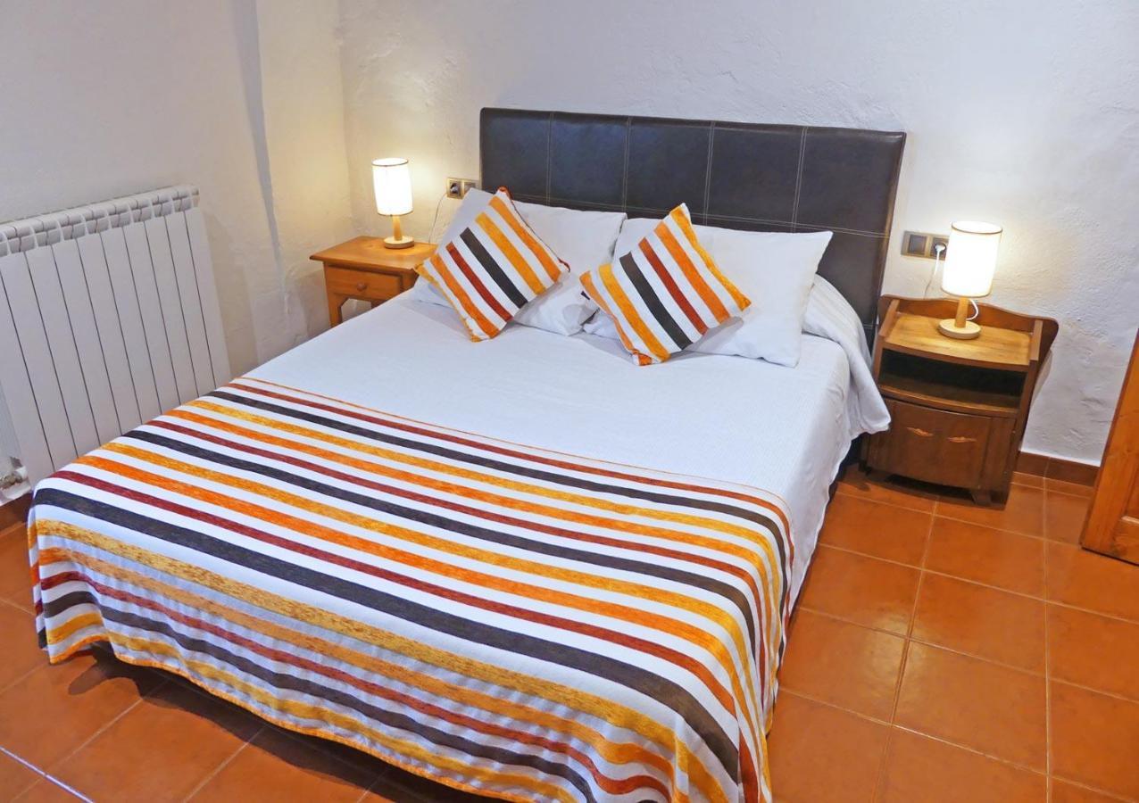 Hotel & Golf Ca La Caputxeta 카스테요 뎀푸리에스 객실 사진