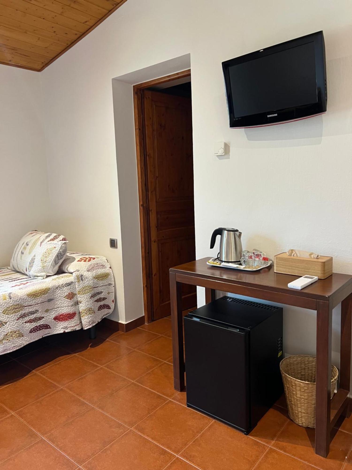 Hotel & Golf Ca La Caputxeta 카스테요 뎀푸리에스 외부 사진